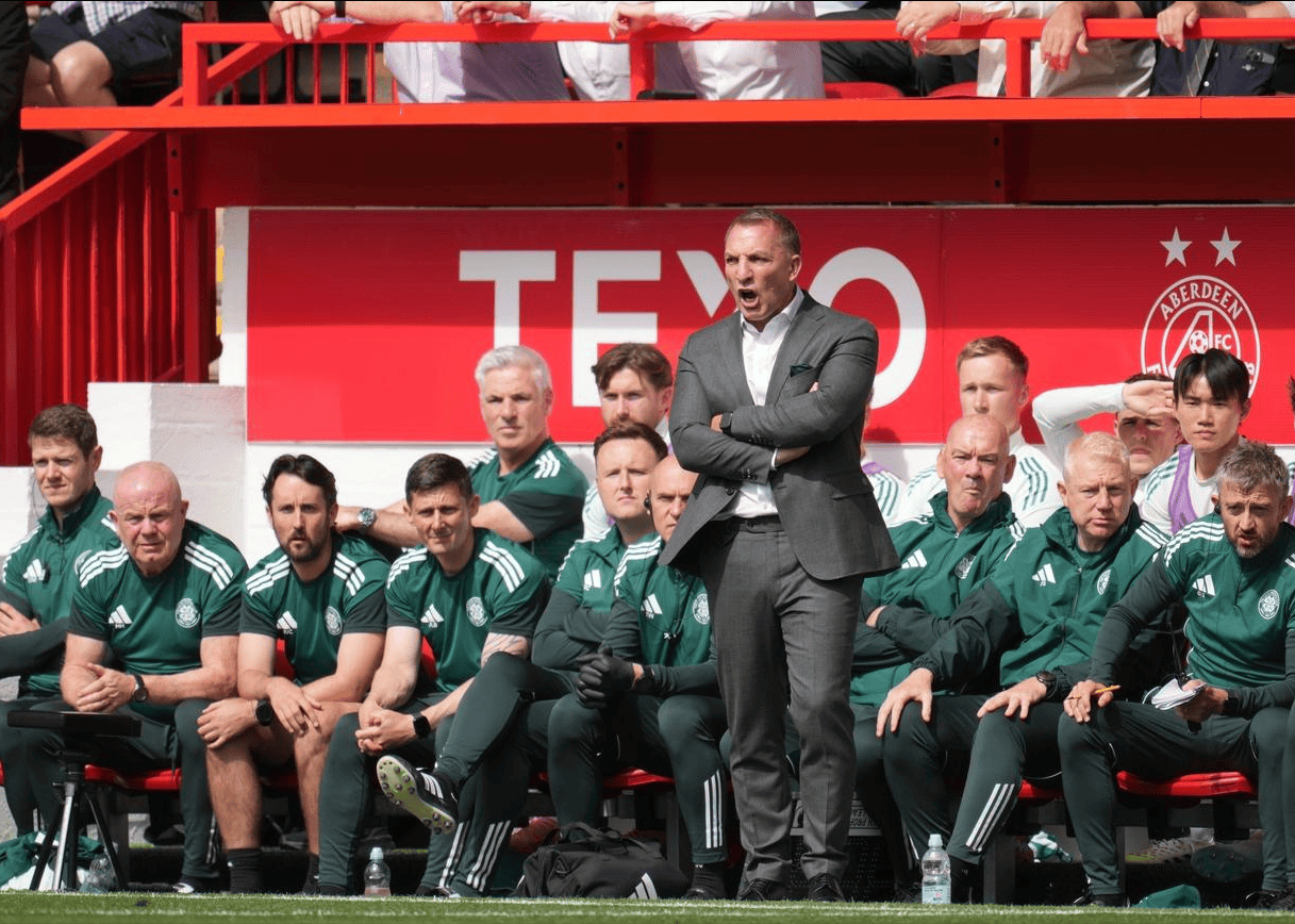 欧冠附加赛:0-0大冷门,52岁罗杰斯率欧冠前冠军遭弱旅逼平